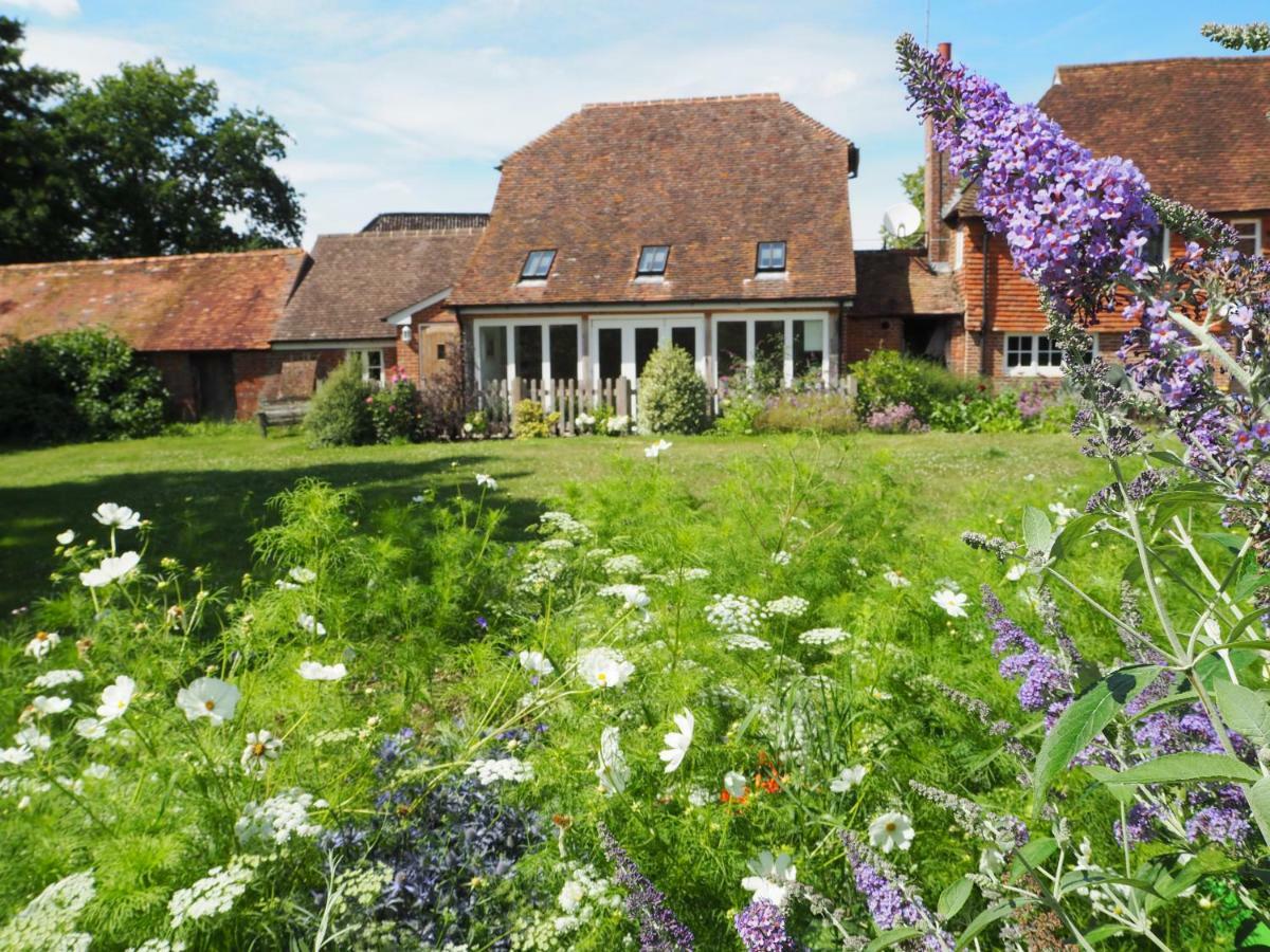 Hayloft Pulborough Exterior foto